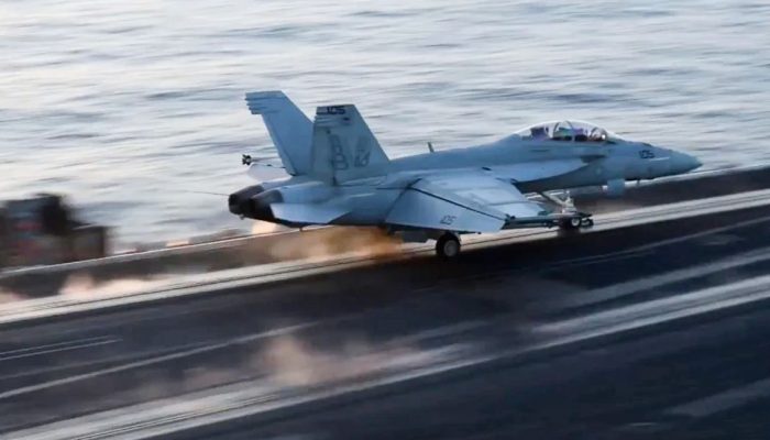 Iran Pasang Jari di Pelatuk! Menlu Araghchi Ancam Respons “Cepat dan Kuat” Jika AS Menyerang