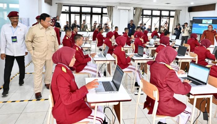 Presiden Prabowo Tinjau Sekolah Rakyat di Banjarbaru, Pastikan Pendidikan dan Kesejahteraan Siswa Terpenuhi