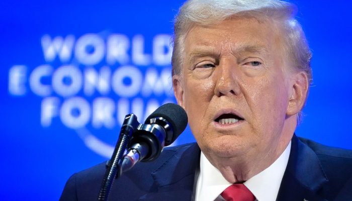 Trump Mendadak Mundur: Tarif Eropa Dibatalkan Usai NATO Bahas Greenland dan Keamanan Arktik