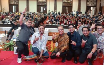 300 Mahasiswa Serbu CommuniAction di Malang! Anak di Dunia Digital: Aman atau Cuma Diawasi?