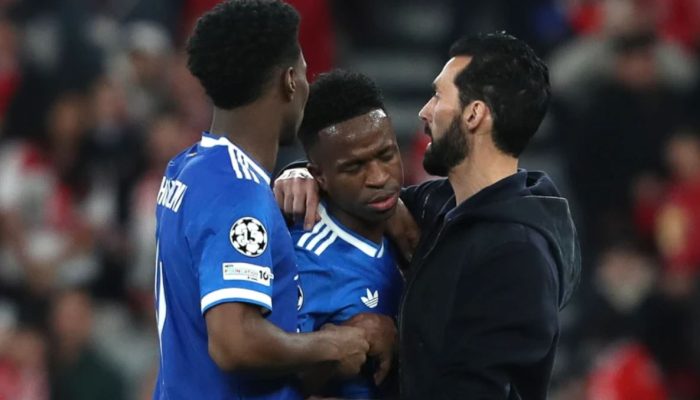 Benfica vs Real Madrid Memanas! Gol Indah Vinícius Diwarnai Dugaan Rasisme, Mourinho Diusir Wasit