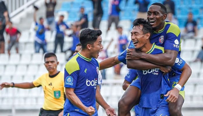 Gol Dianulir, Persijap Murka! Arema FC Menang Tipis 1-0 di Kanjuruhan, Wasit Jadi Sorotan