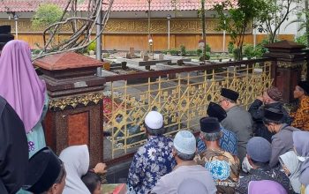 Hukum Ziarah Kubur Jelang Ramadan: Sunnah atau Sekadar Tradisi? Ini Penjelasan Lengkapnya!