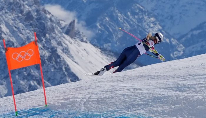 Jeritan di Cortina! Lindsey Vonn Terjatuh Parah, Breezy Johnson Rebut Emas Downhill Olimpiade Musim Dingin