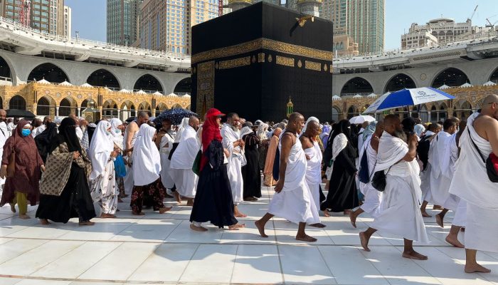 Kemenhaj Imbau Jemaah Waspada Travel Umrah, Ini Tips Hindari Penipuan