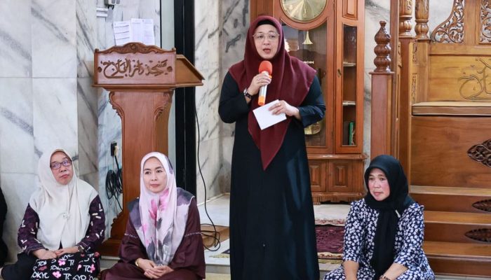 Safari Ramadan di Cihuni, Wabup Tangerang Intan Nurul Hikmah Pesan Warga Jaga Keharmonisan dan Keasrian Desa