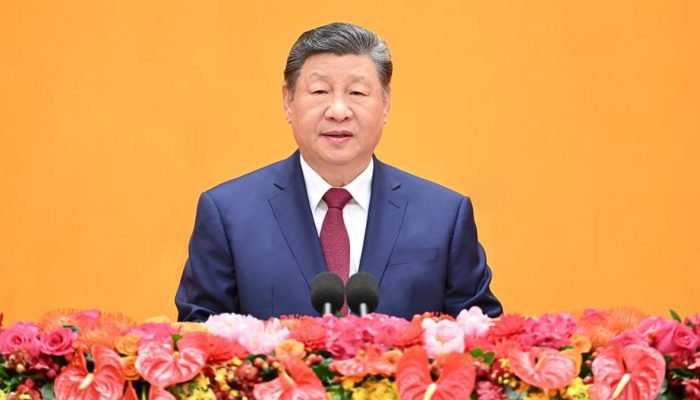 Xi Jinping Serukan Persatuan dan Modernisasi Tiongkok di Resepsi Imlek Tahun Kuda