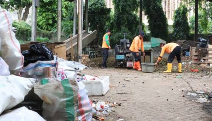 DLH Kota Tangerang Kebut Angkut 8.532 Ton Sampah Saat Lebaran, Ini Fakta Lonjakan Drastis H-1 Idulfitri