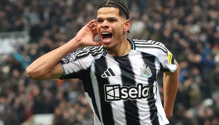 Drama 10 Pemain! Gol Menit 90 William Osula Hancurkan Manchester United, Newcastle Bungkam Tim Michael Carrick