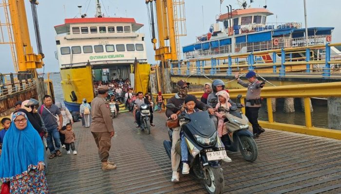 Lonjakan Wisatawan Serbu Rute Dumai–Rupat! Penyeberangan Roro Membludak di Akhir Libur Lebaran