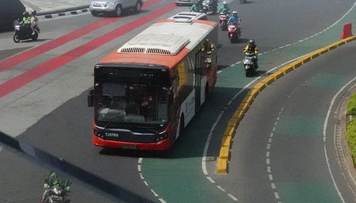 Transjakarta Luncurkan Rute Baru Blok M–Bandara, Mudik Lebaran Makin Lancar!
