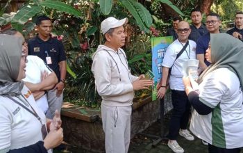 Gaji Tertunggak 2 Bulan Akhirnya Cair! Aksi Mendadak Dedi Mulyadi di Kebun Binatang Bandung Bikin Karyawan Haru