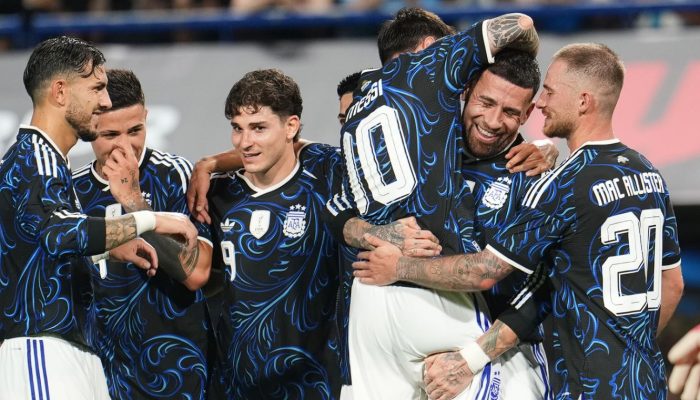 Lionel Messi Menggila di Laga Perpisahan? Argentina Hancurkan Zambia 5-0 Jelang Piala Dunia