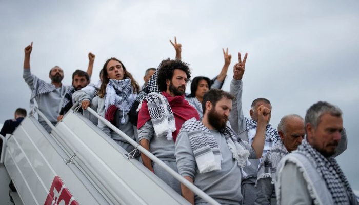 Israel Deportasi 422 Aktivis Gaza, Negara-negara Barat Desak Tindakan Tegas