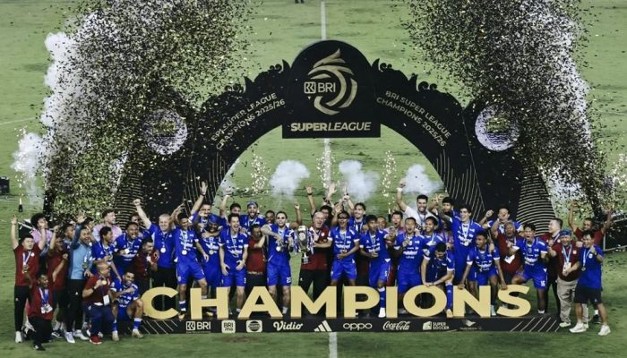 Persib Bandung Resmi Juara Liga 1 2025/2026, Bobotoh Pesta di GBLA