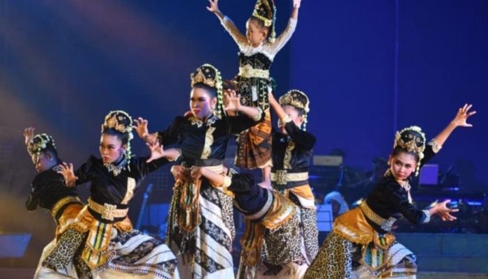 Peuting Muggaran Pecah di Bandung, Penonton Rela Duduk 2,5 Jam