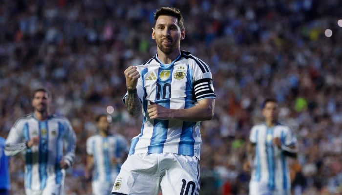 Argentina vs Islandia: Baru Main 20 Menit, Messi Cetak Gol dan Bawa Albiceleste Menang