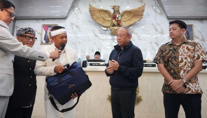 Bonus Persib Rp1 Miliar dari Dedi Mulyadi, Ternyata Berasal dari Penjualan Sapi