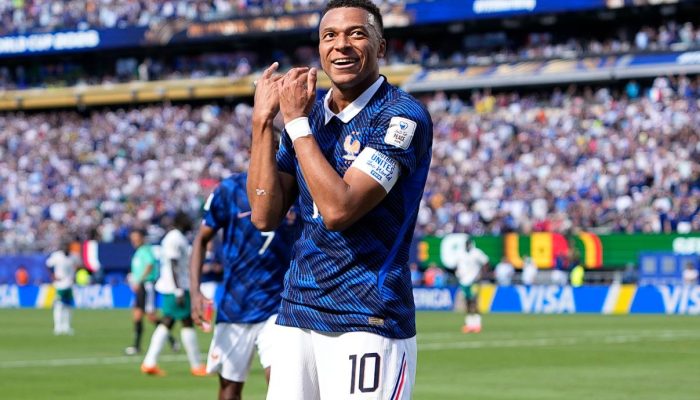 France vs Senegal: Mbappé Cetak Dua Gol, Pecahkan Rekor Pelé di Piala Dunia