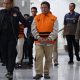 KPK Tangkap Bupati Lombok Barat, Diduga Terima Rp10,8 Miliar dan Gratifikasi Alphard hingga iPhone 17 Pro