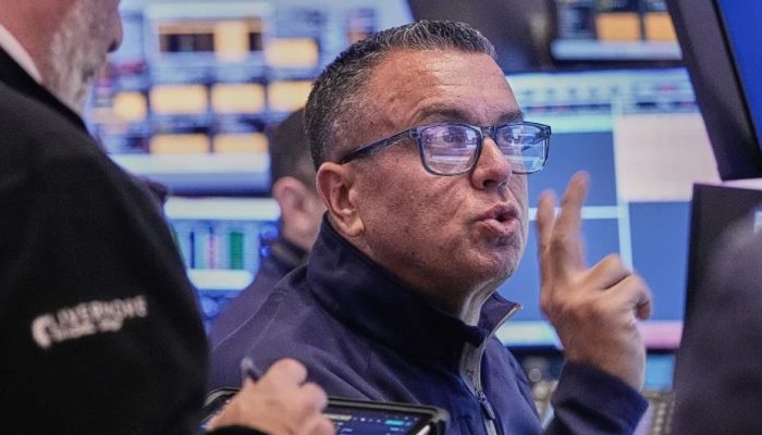 Pencurian Bitcoin 240 Juta Dolar Terungkap, Pelaku Habiskan Jutaan Dolar untuk Pesta dan Mobil Mewah