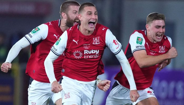 Fleetwood vs Arsenal: Klub Divisi Keempat Bikin Juara Premier League Tersingkir