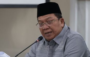 Guru Agama Ngabdi Puluhan Tahun Gajinya Hanya 300ribu Per Bulan dan Sertifikasi Halal UMKM