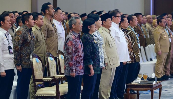 Kredit Rakyat Rp400 Triliun pada 2027, Ini Target Prabowo untuk Petani hingga Nelayan