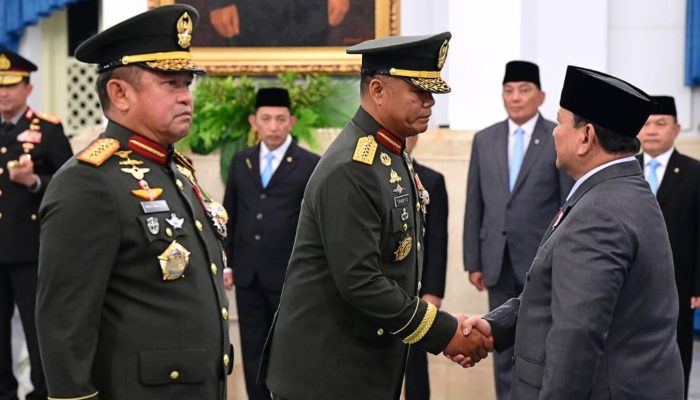Prabowo Resmi Lantik Tandyo Budi Revita sebagai KSAD, Maruli Simanjuntak Jadi Wakil Panglima TNI