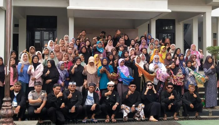Tradisi Guar Bumi Majalengka Digelar, Polsek Sindangwangi Turun Langsung Amankan Acara
